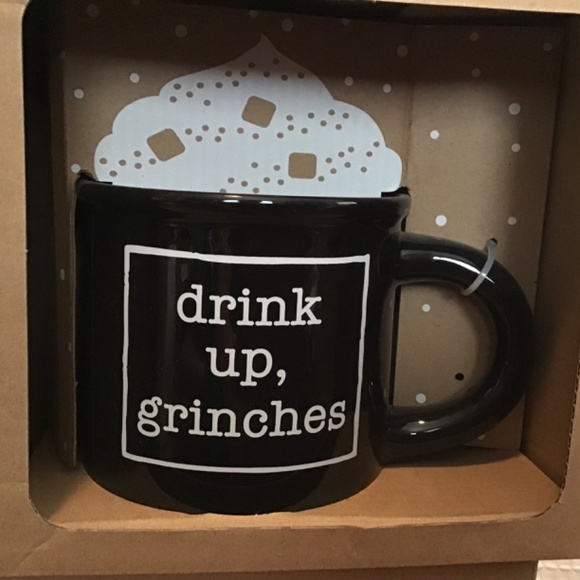 NWT Grasslands Road “ Drink Up Grinches” mugs, 16 oz/ 473 ml - Picture 2 of 3